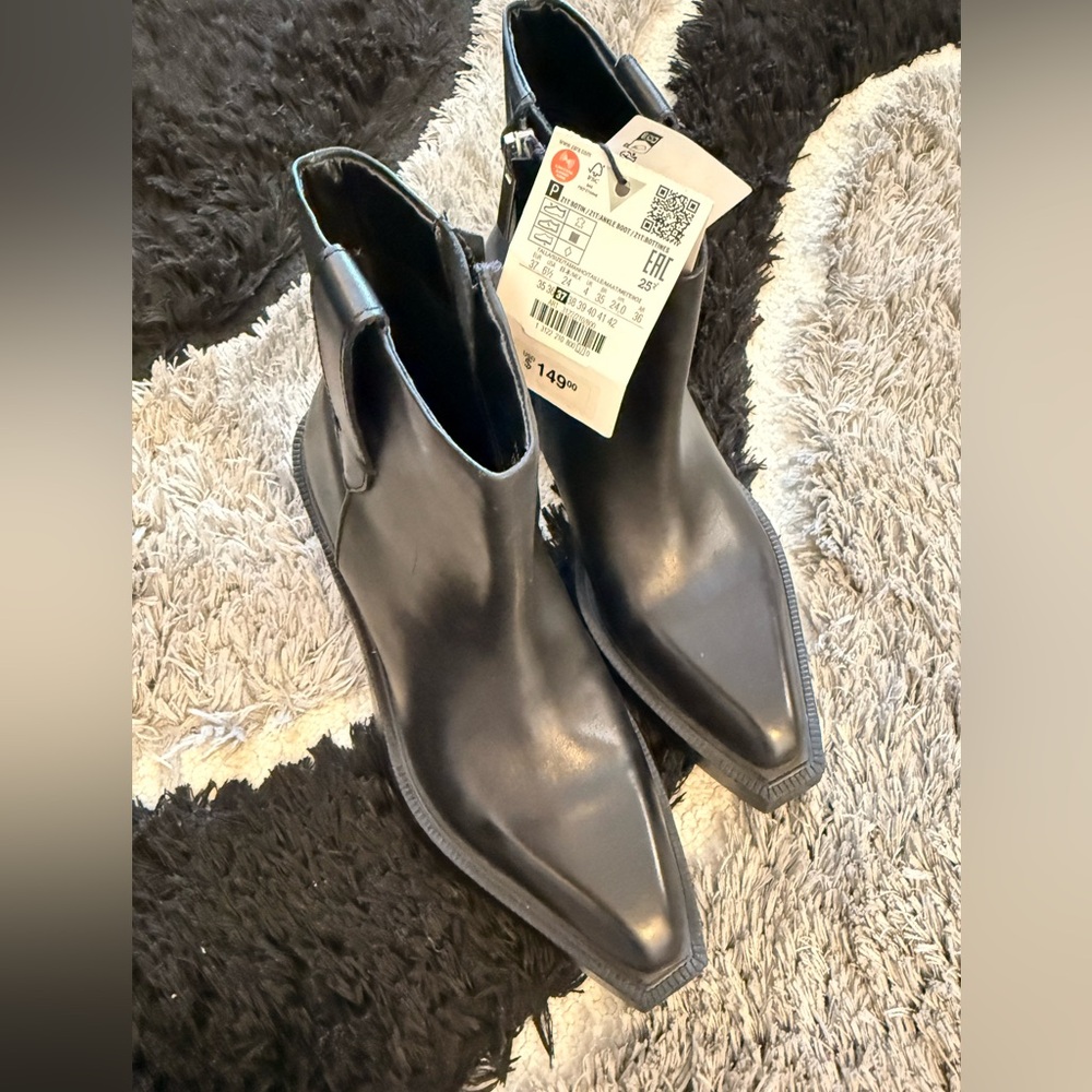 ✨ ZARA Black Leather Cowboy Ankle Boots – Size 37 / US 6.5 – NEW - Picture 2 of 12
